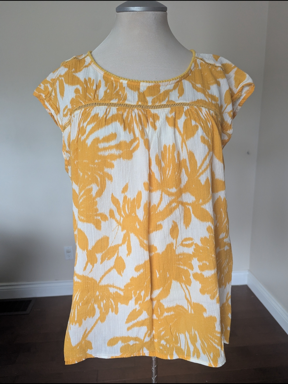 St. John's Bay Mustard & White Cotton Floral Print Top Women's L